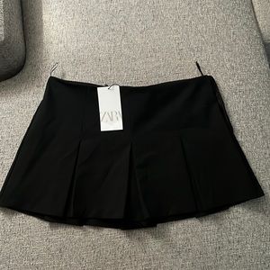 Zara Black Mini Skort